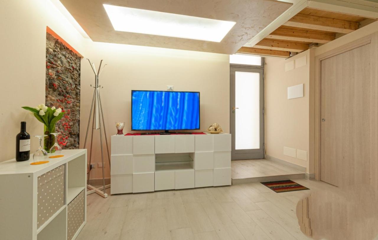 Center 1 * Catania