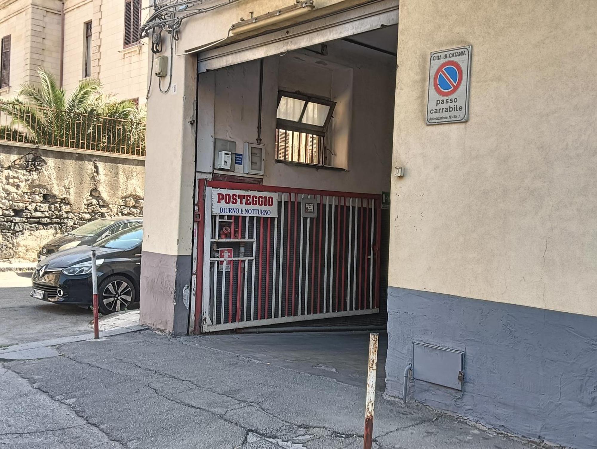 Center 1 * Catania